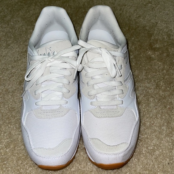 Diadora N9002 Suede Sneakers Size 9 Color White Cream - Picture 2 of 11